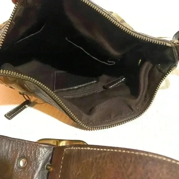 Coach vintage CC signature print canvas crossbody handbag - Picture 9 of 12